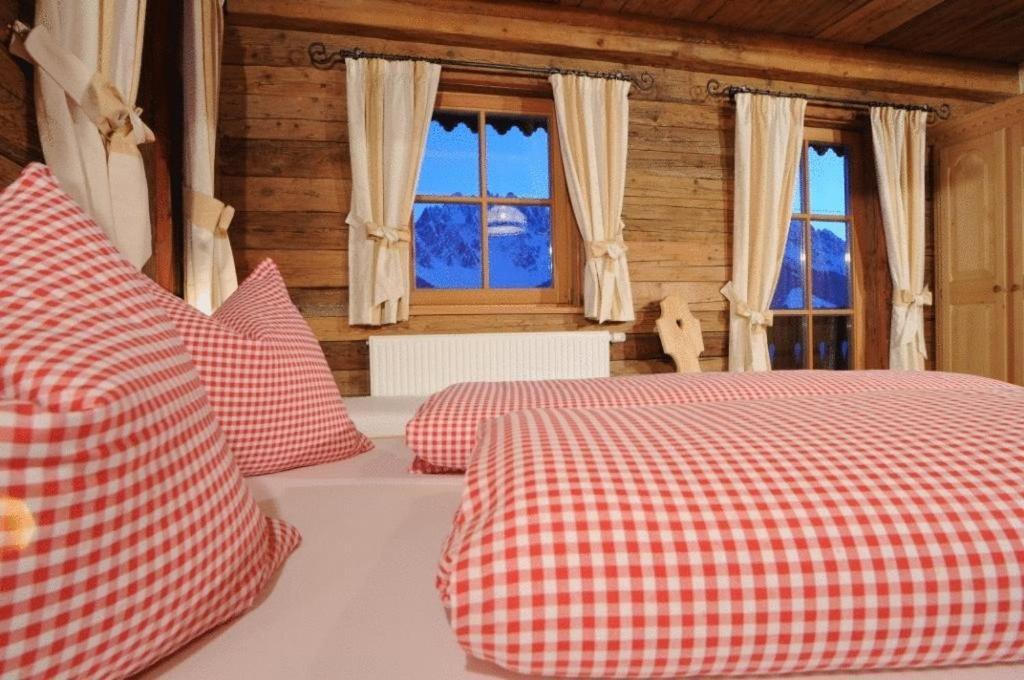 Glinzhof Mountain Natur Resort Agriturismo Сан-Кандидо Экстерьер фото